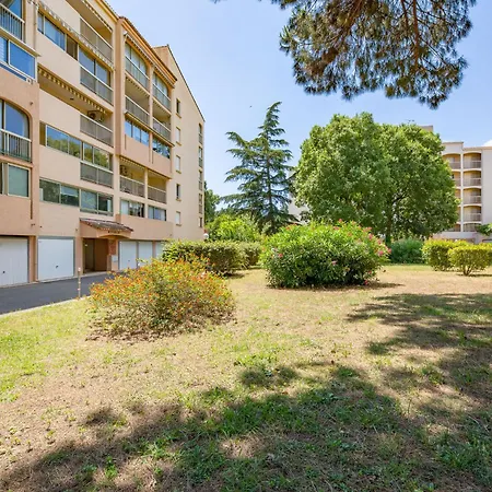 Apartment Domaine Du Preconil-5 By Interhome